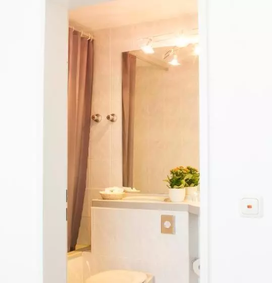 Отель Roemerstein