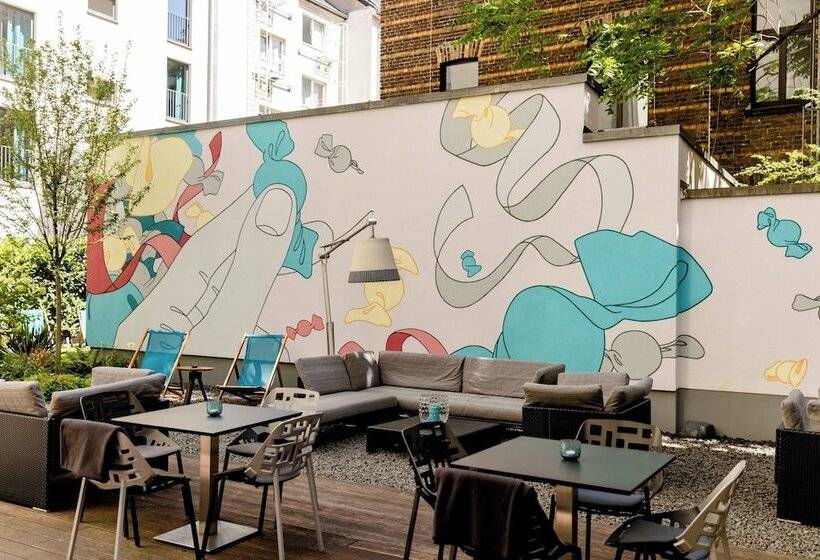 Motel One Köln Mediapark