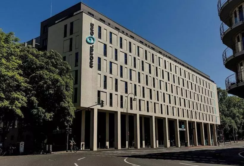 Motel One Köln Mediapark