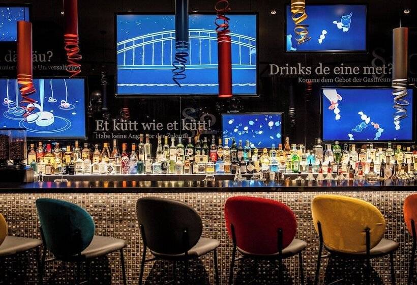 Motel One Köln Mediapark