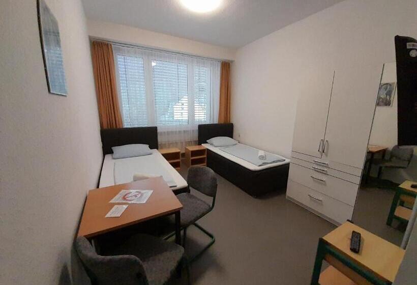 펜션 Internationales Gästehaus