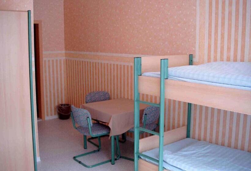 펜션 Internationales Gästehaus