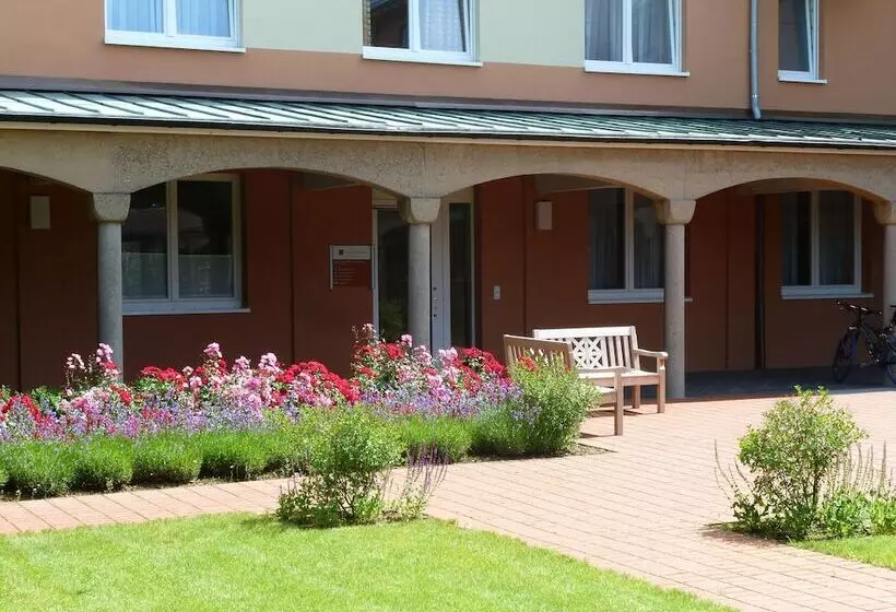 住所 Klostergarten