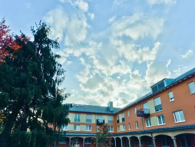 住所 Klostergarten