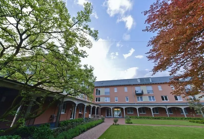 住所 Klostergarten