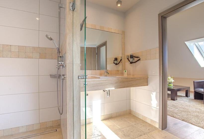 Heuboden Hotel Landhaus Blum