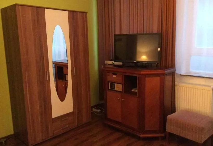 ホテル 12 Apostel