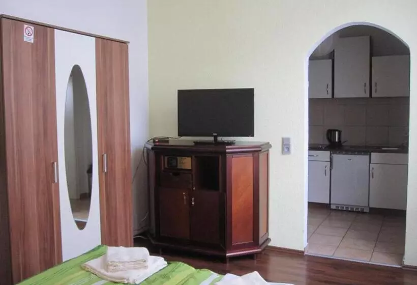 ホテル 12 Apostel