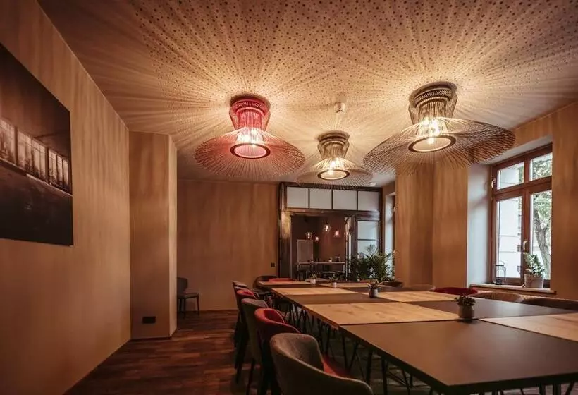 Alexxanders Hotel & Boardinghouse, Restaurant