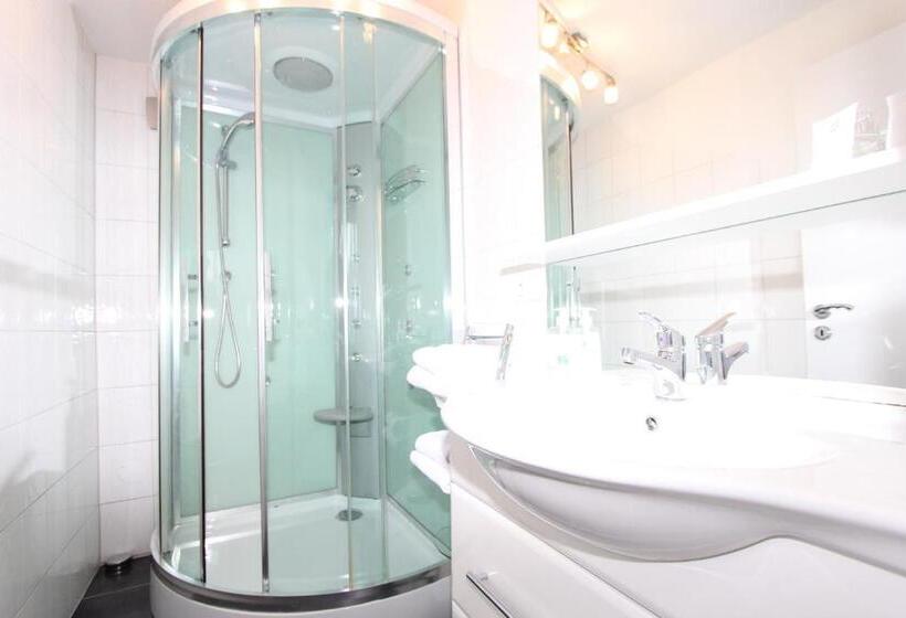 호텔 Gästehaus Am Kurpark