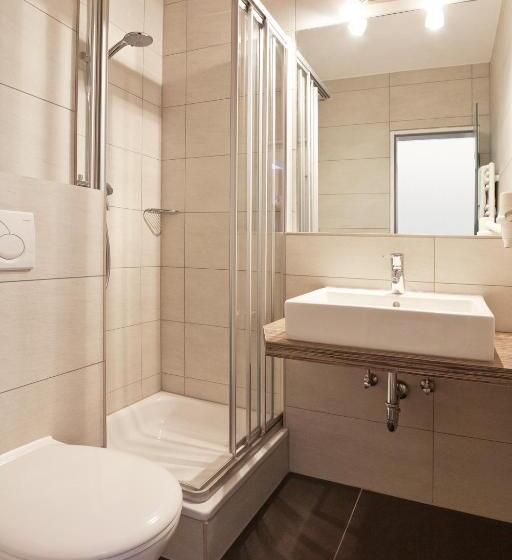 호텔 Gästehaus Am Kurpark