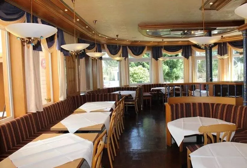 酒店 Gästehaus Am Kurpark