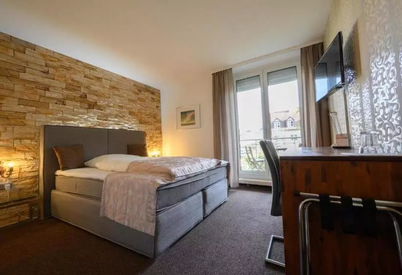 호텔 Art  Weingarten  Pizzeria Restaurant