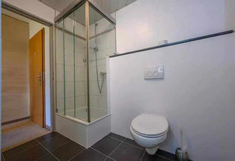 호텔 Art  Weingarten  Pizzeria Restaurant