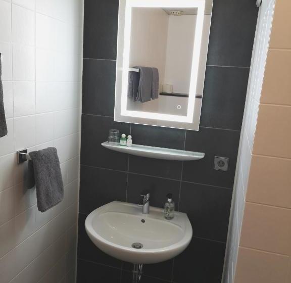 호텔 Art  Weingarten  Pizzeria Restaurant