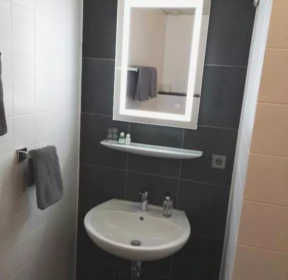 호텔 Art  Weingarten  Pizzeria Restaurant