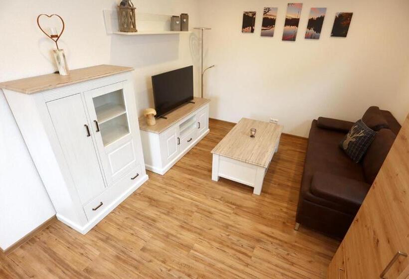 ホテル Ferienwohnungen Rebstock