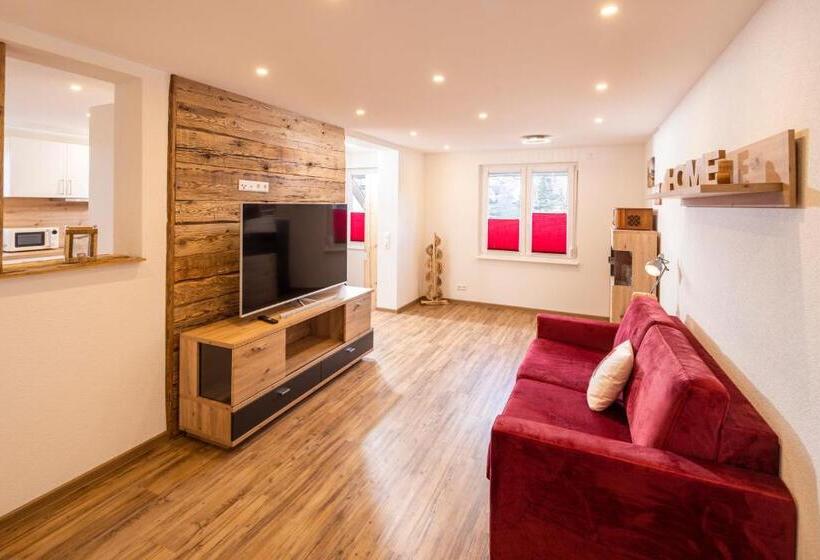 ホテル Ferienwohnungen Rebstock