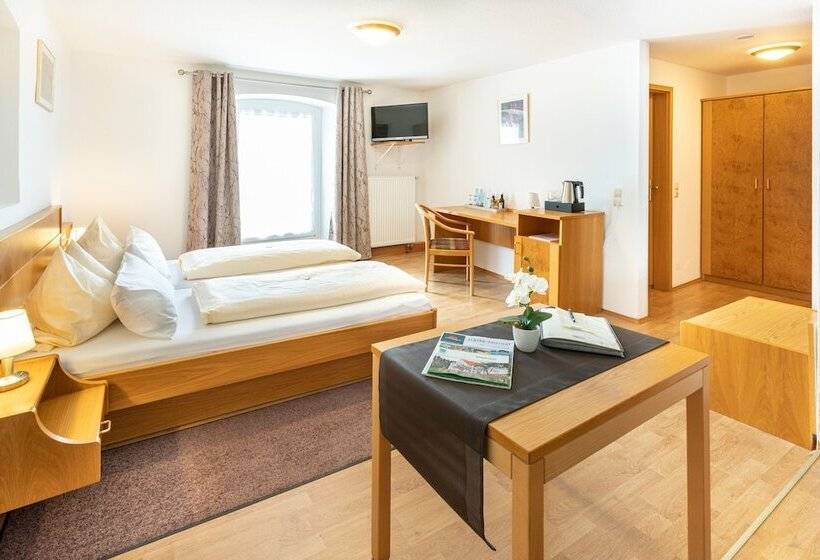 Hotel Landgasthof Zum Pflug