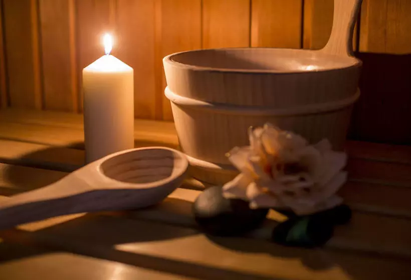 فندق Maasberg Therme