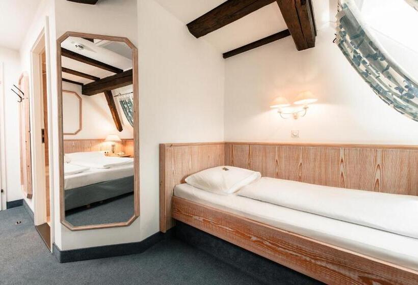 فندق & Restaurant Ochsen Merklingen