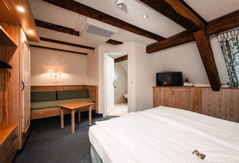 فندق & Restaurant Ochsen Merklingen