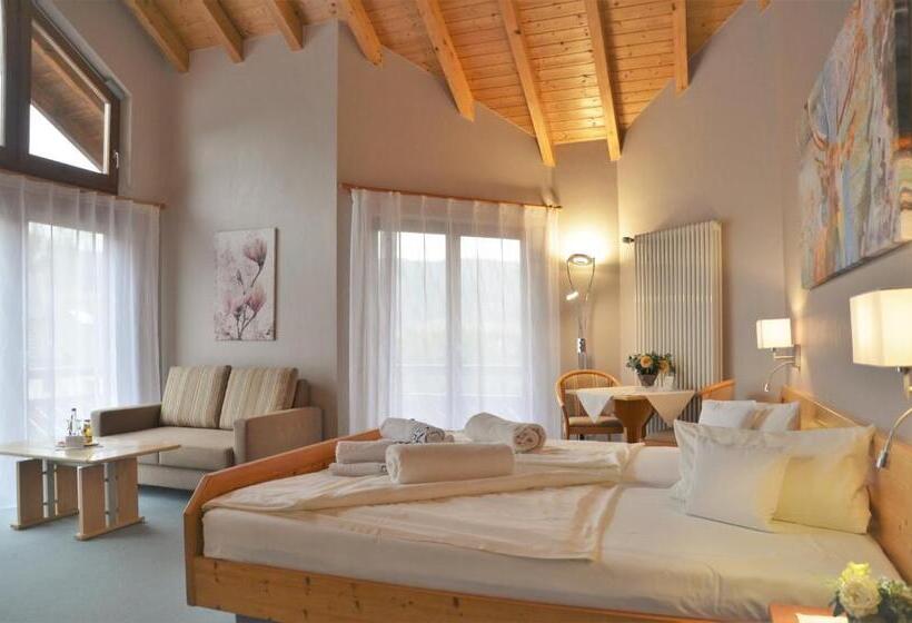 בית מלון כפרי Pension Breig Garni