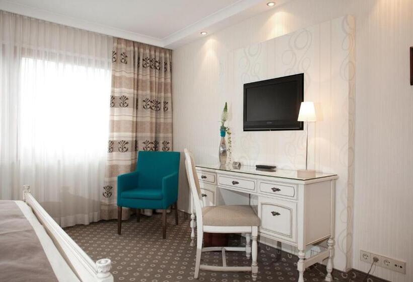 Hotel Restaurant Arneggers Adler