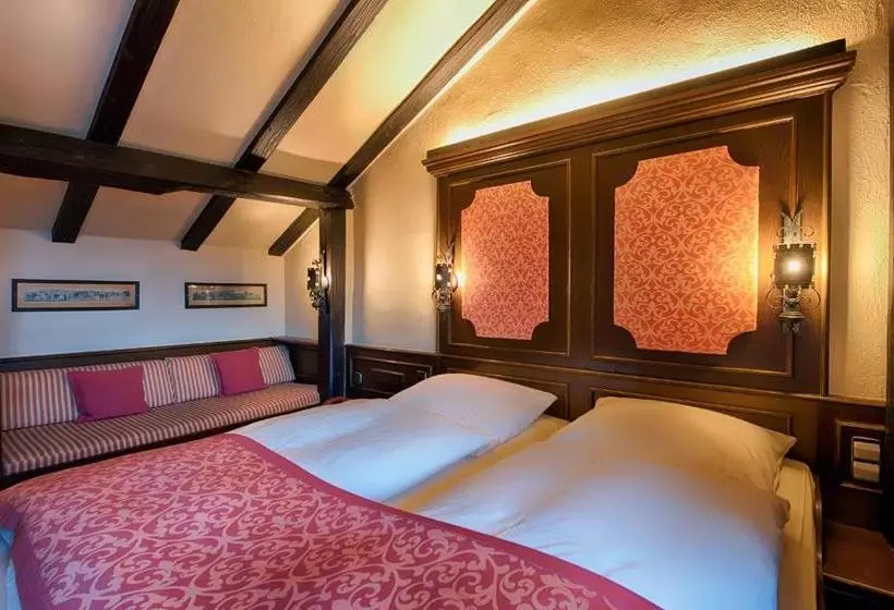 בית מלון כפרי Restaurant Burg Hornberg