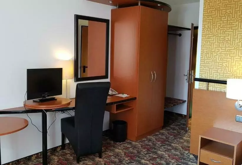 בית מלון כפרי & Restaurant Fricke