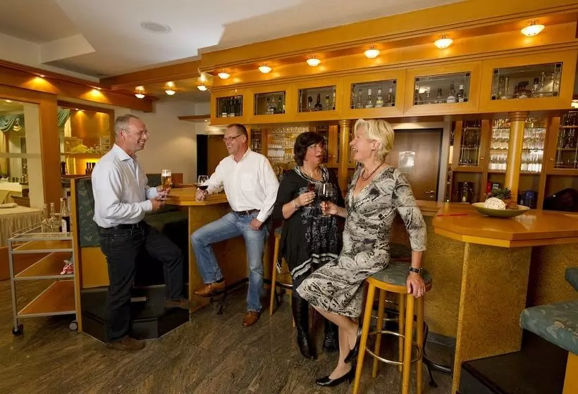 בית מלון כפרי & Restaurant Fricke