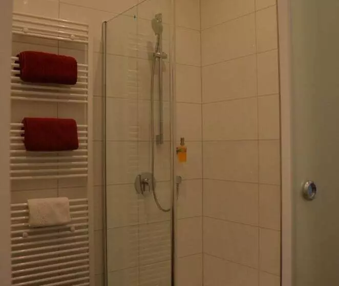 בית מלון כפרי Wersauer Hof  Ferme Auberge