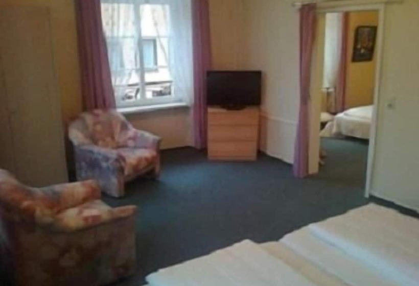 پانسیون Gasthaus Zum Engel