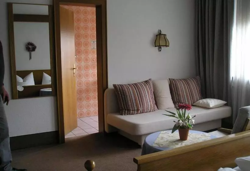 膳宿费 Weißes Rössel