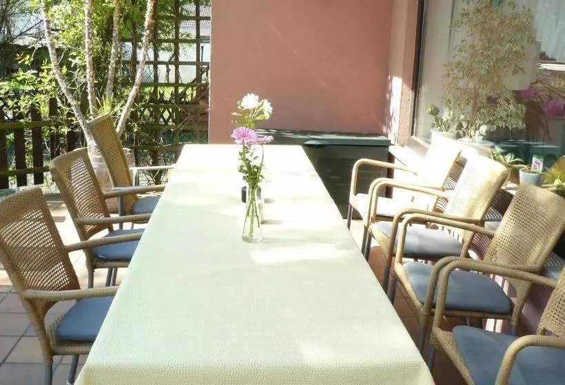 膳宿费 Weißes Rössel