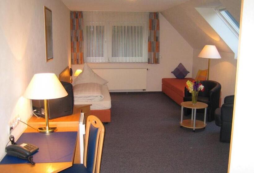 Pensão Zum Wasserfall Garni