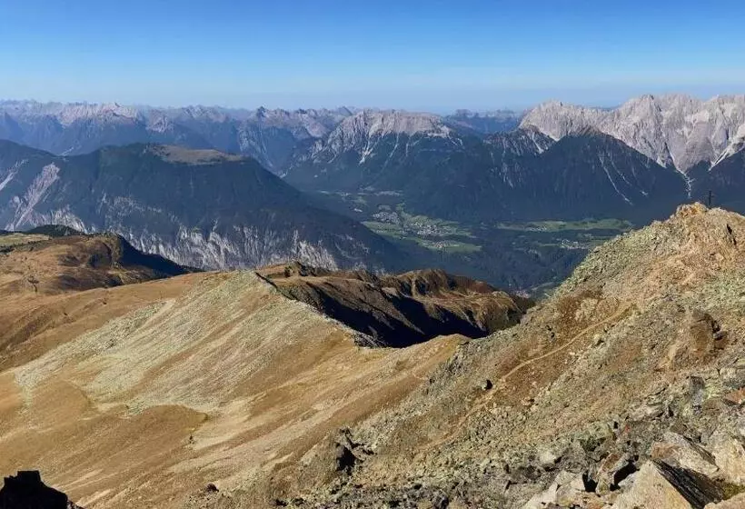 Bed and Breakfast Gästehaus Landhaus Tyrol