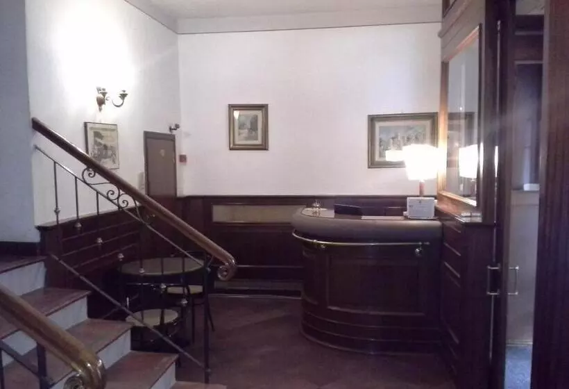 ホテル Albergo Italia Di Nardi Renzo & C Snc