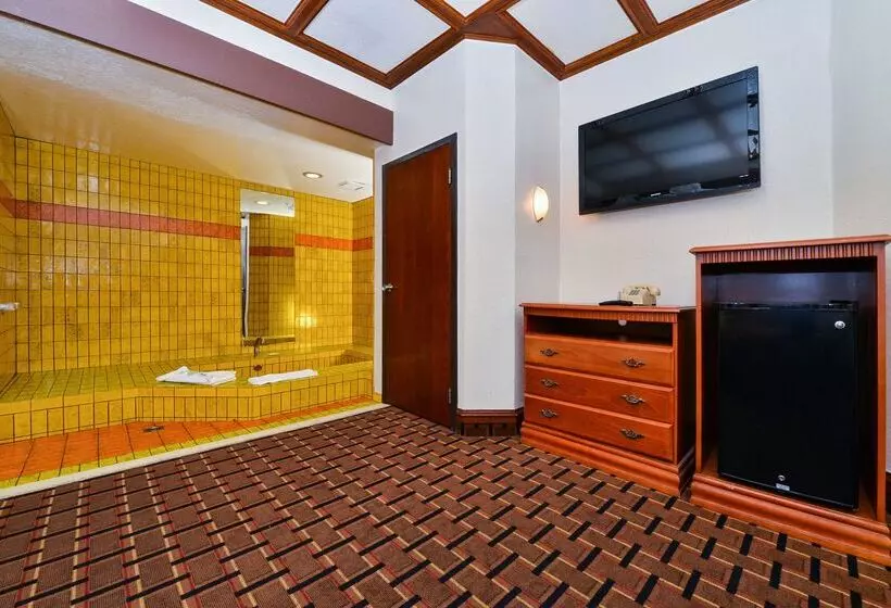 בית מלון כפרי Americas Best Value Inn & Suites Los Angeles Downtown Sw