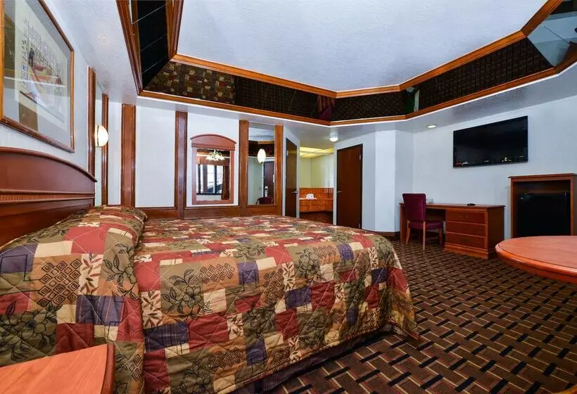 בית מלון כפרי Americas Best Value Inn & Suites Los Angeles Downtown Sw