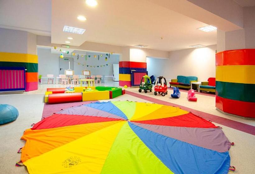 בית מלון כפרי Astor