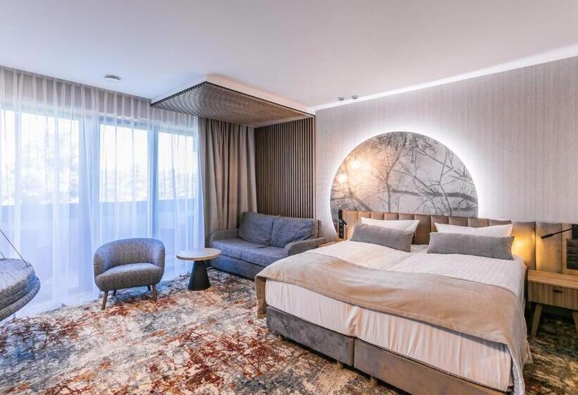 בית מלון כפרי Astor