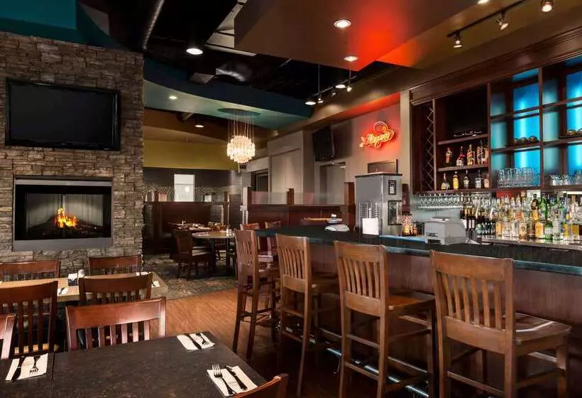 Hotel Days Inn & Suites By Wyndham Edmonton Airport