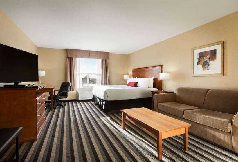 هتل Days Inn & Suites By Wyndham Edmonton Airport