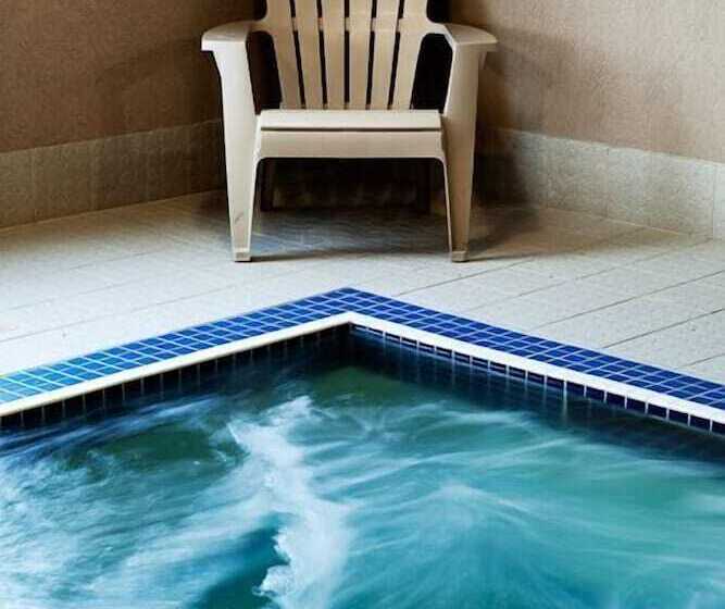 هتل Days Inn & Suites By Wyndham Edmonton Airport