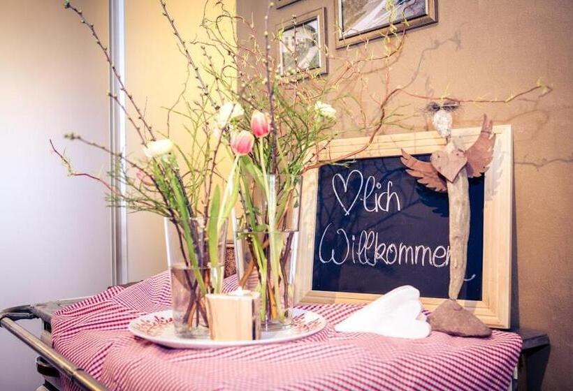 酒店 Fehrenbacherhof Naturgästehaus