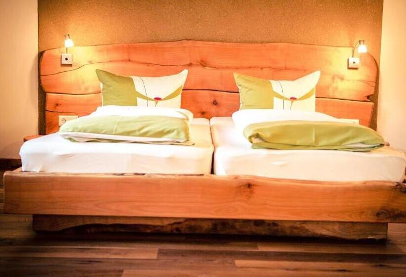 酒店 Fehrenbacherhof Naturgästehaus