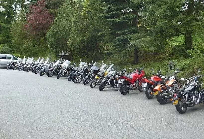 فندق Gasthof Pension Sonnenberg