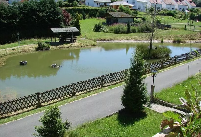 فندق Gasthof Pension Sonnenberg