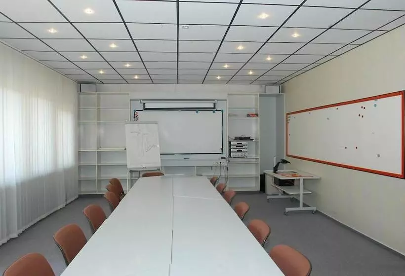 فندق Gasthof Pension Sonnenberg